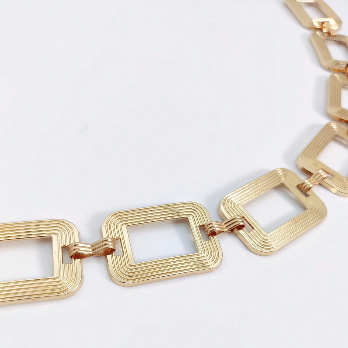 Classic Chain belt