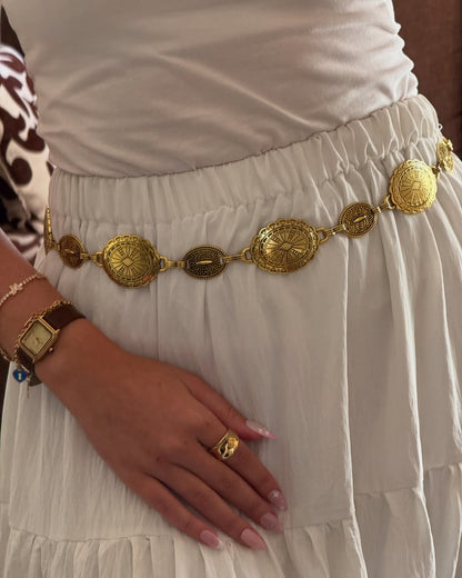 Chic Golden Tone Concho belt